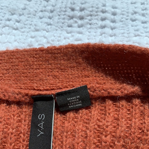 Sweater - Picture 2 of 2